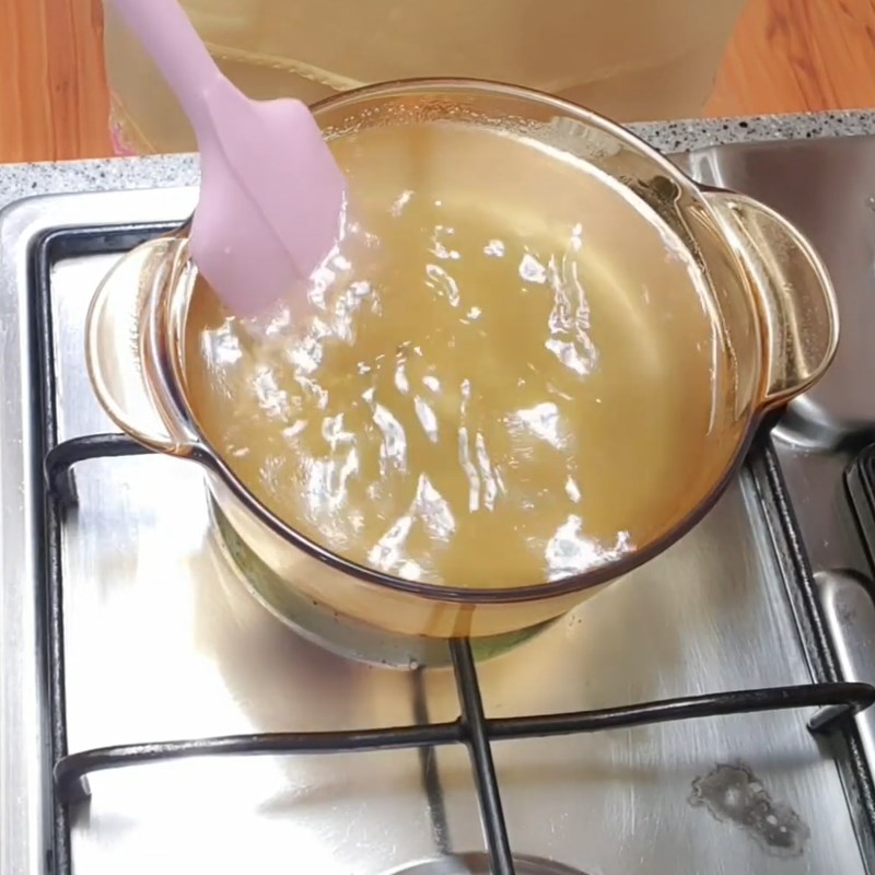 Bước 4 Nấu cháo Cháo bào ngư cà rốt cho bé