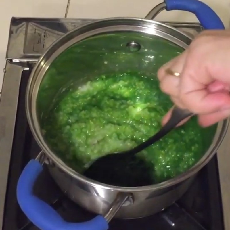 Bước 3 Nấu cháo Cháo nghêu cho bé