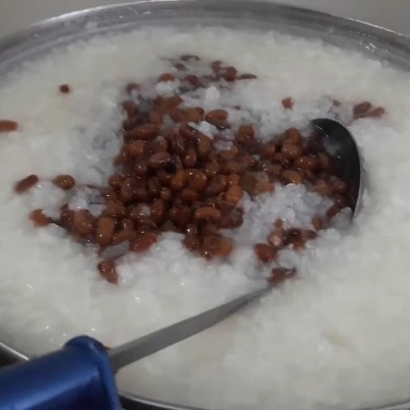 Bước 3 Nấu cháo đậu đỏ Cháo đậu đỏ thịt bò