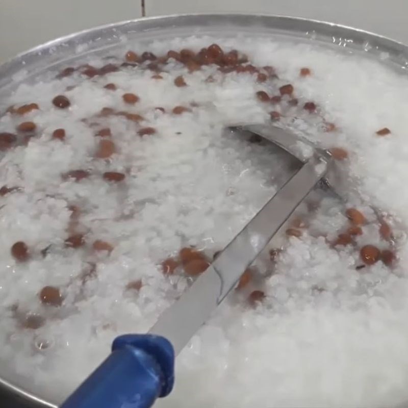 Bước 3 Nấu cháo đậu đỏ Cháo đậu đỏ thịt bò