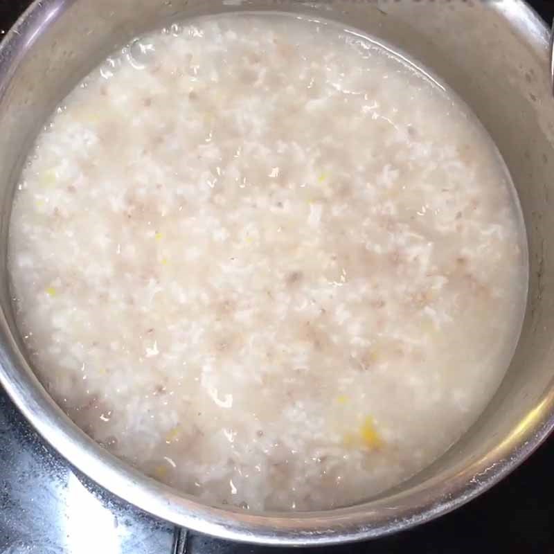 Bước 4 Nấu cháo với thịt bò và bí đỏ Cháo thịt bò bí đỏ