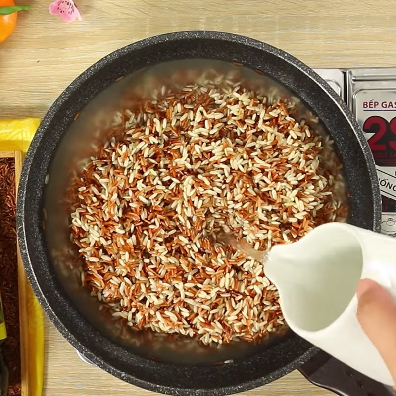 Bước 5 Nấu gạo và nếp lứt Bánh chưng gạo nếp lứt