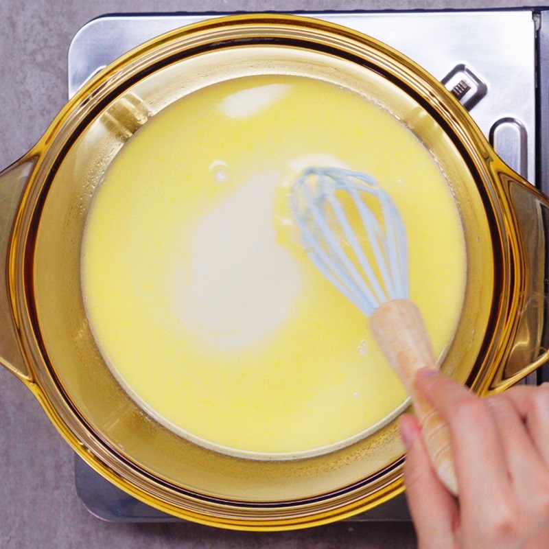 Bước 1 Nấu hỗn hợp bột Bánh mì mè đen Hàn Quốc