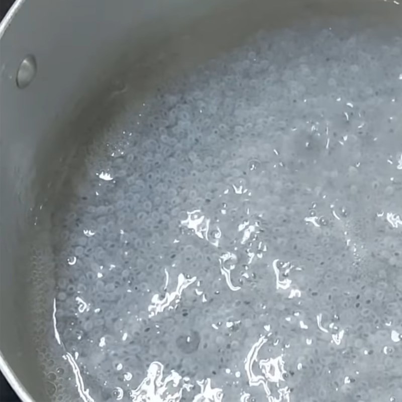 Bước 2 Nấu hỗn hợp rau câu hạt é Thạch sữa chua hạt é