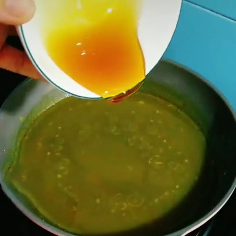 Bước 3 Nấu kẹo Kẹo gừng dẻo ngậm ho