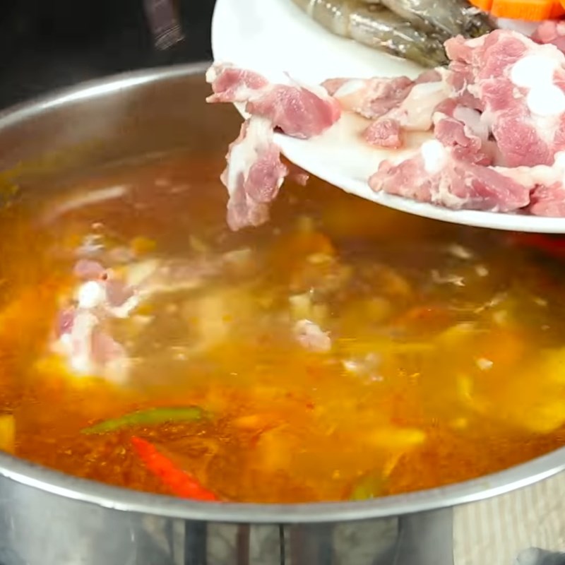 Bước 3 Nấu lẩu tôm chua cay Lẩu tôm chua cay