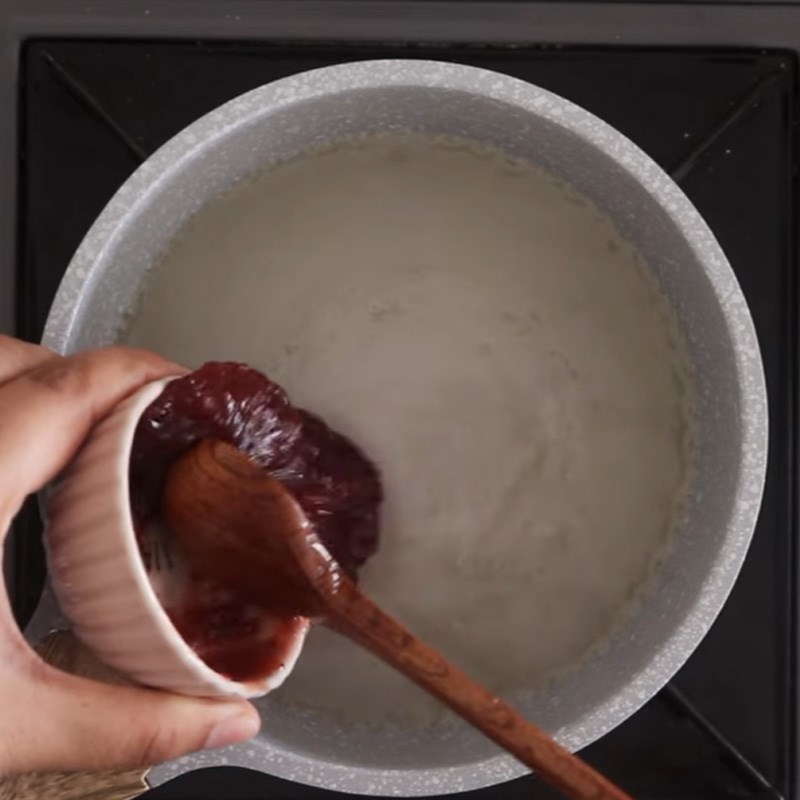 Bước 6 Nấu lớp phủ đỏ Bánh Langminton đỏ