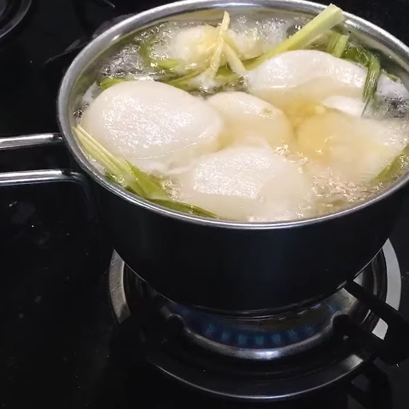 Bước 5 Nấu nước chè Bánh trôi chay đậu xanh