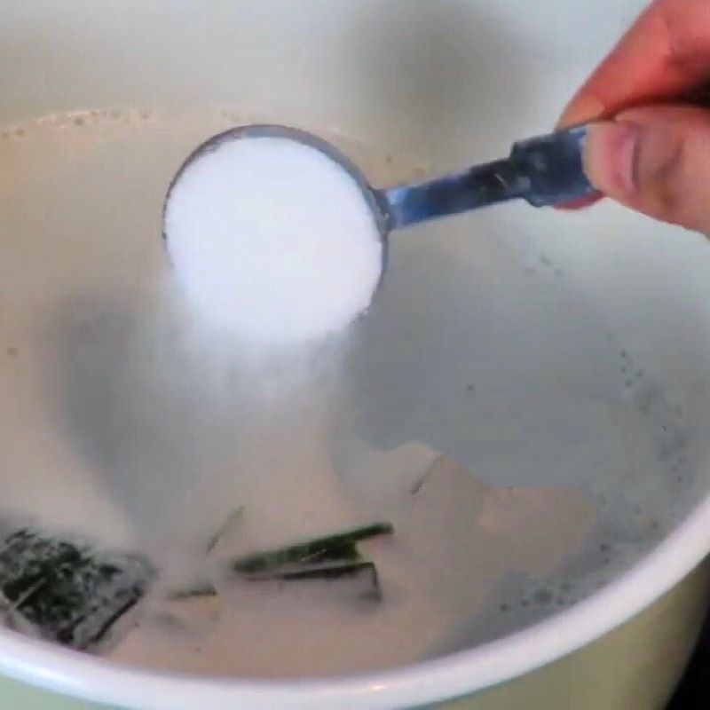 Bước 2 Nấu pudding cốt dừa Pudding trái dừa