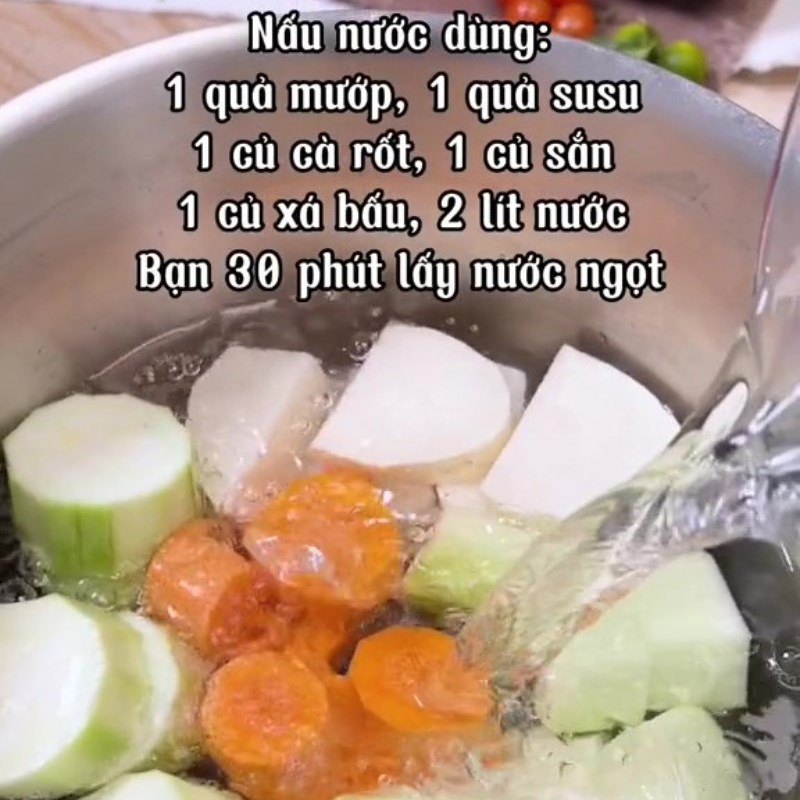 Bước 3 Nấu nước dùng Lầu nấm lá é