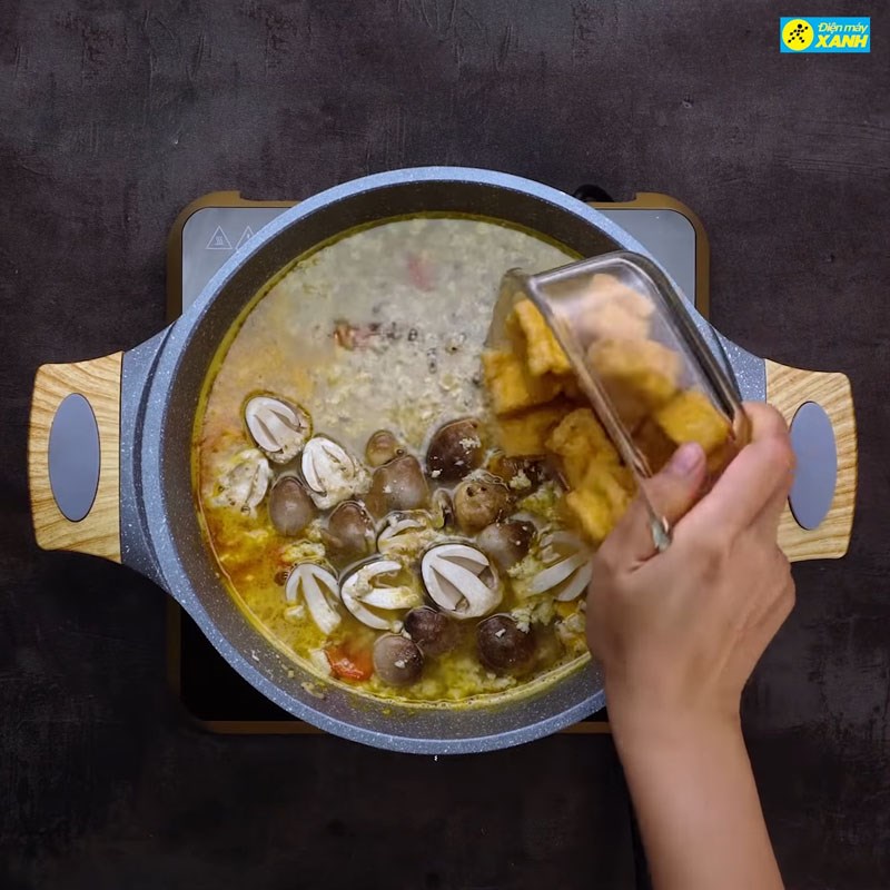 Bước 4 Nấu nước dùng Bún riêu chay