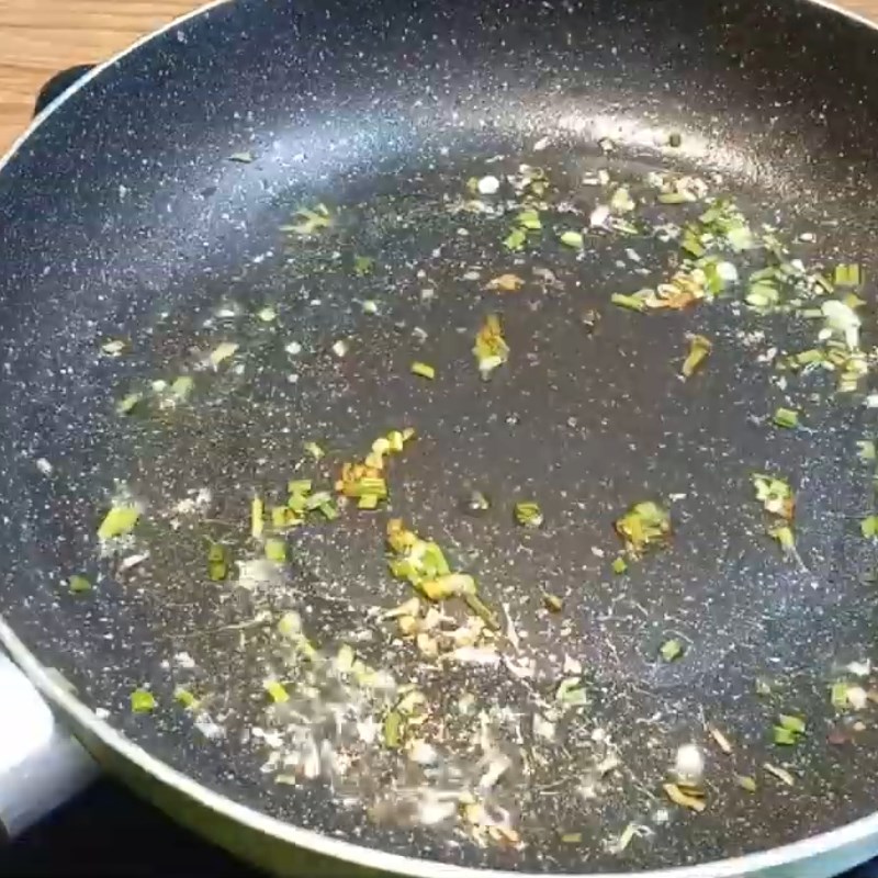 Bước 3 Nấu nước kho Sườn non chay kho tiêu