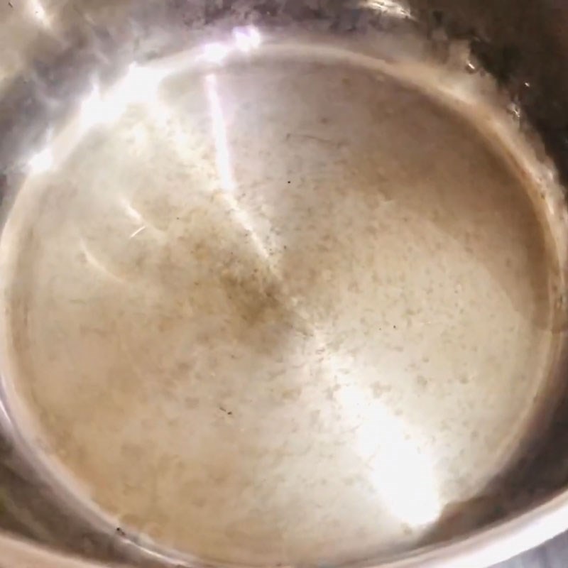 Bước 2 Nấu nước muối đường Dưa môn muối chua ngọt