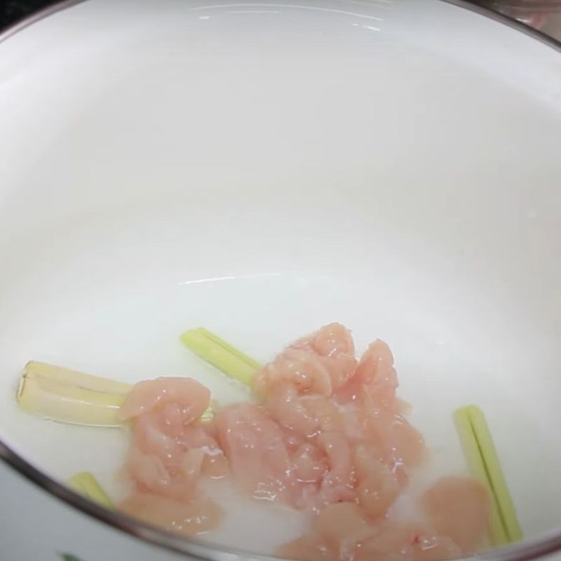 Bước 2 Nấu rau thịt gà Cháo gà cải ngồng ăn dặm