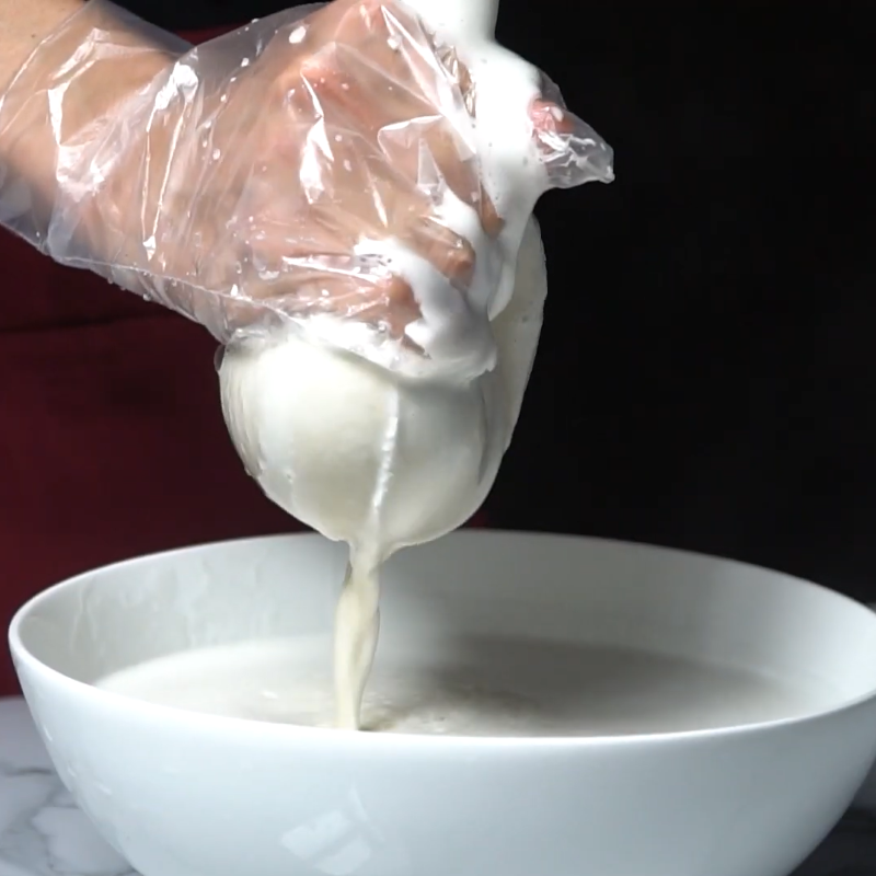 Bước 3 Nấu sữa hạt sen đậu xanh Sữa hạt sen đậu xanh cho bé ăn dặm