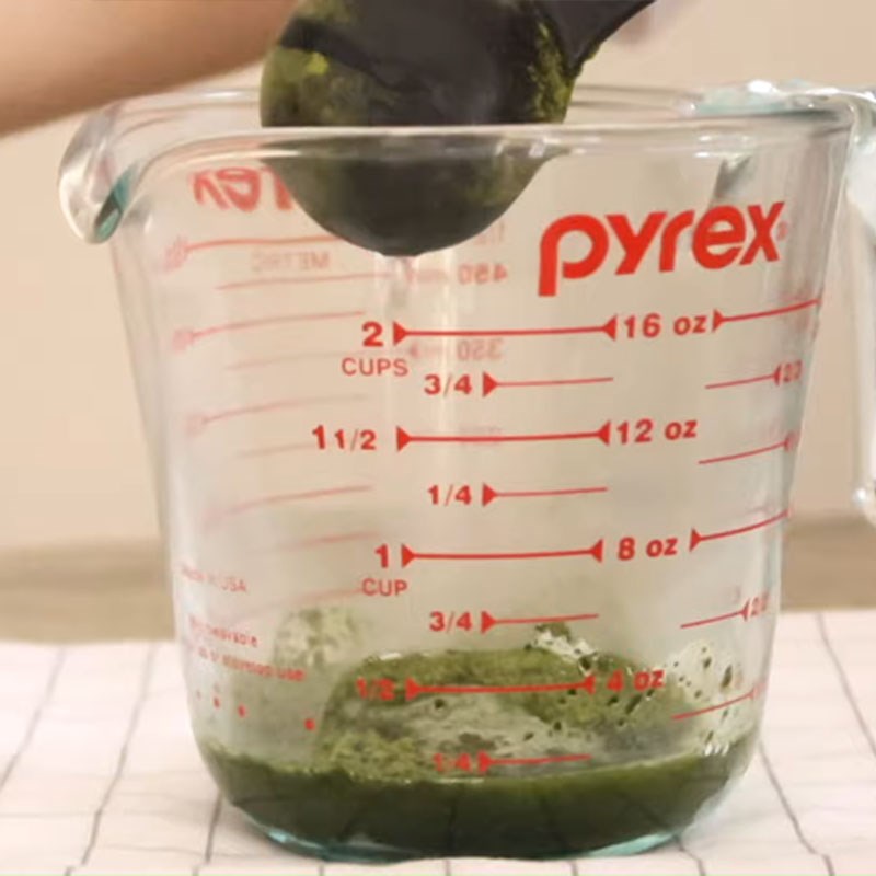 Bước 2 Hòa tan matcha Cà phê matcha - matcha espresso