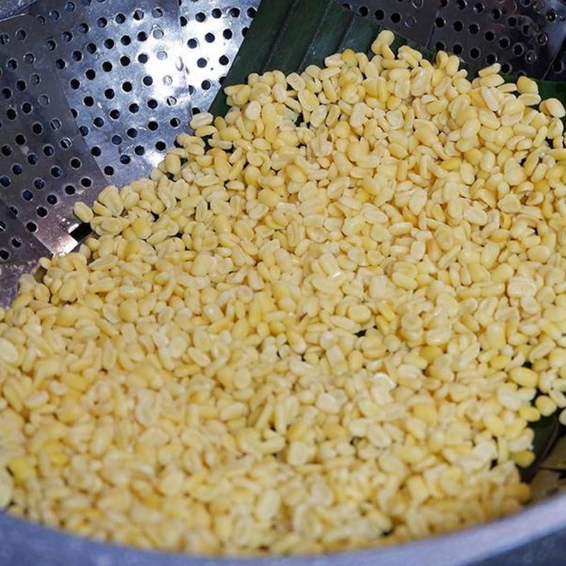 Bước 1 Nấu và xay nhuyễn đậu xanh Bánh da lợn