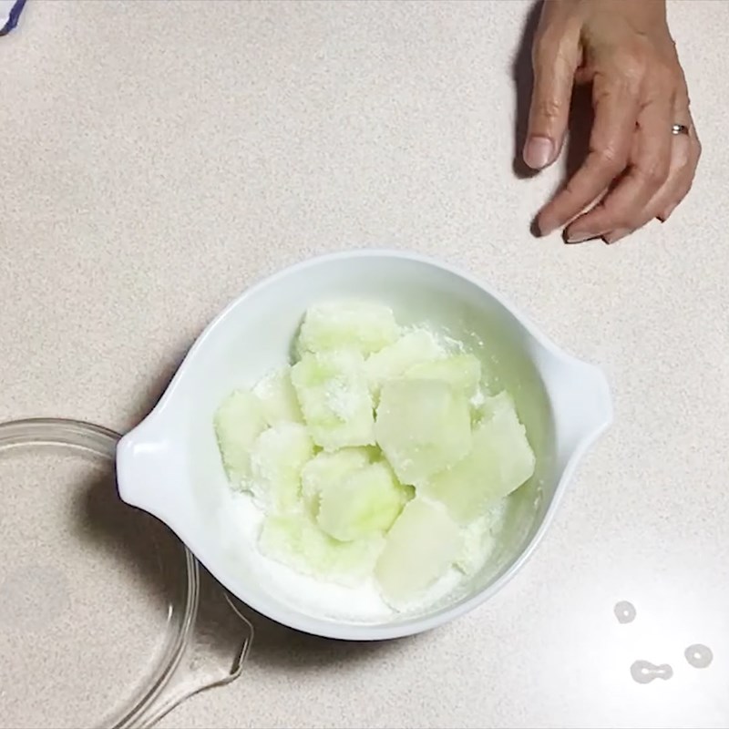 Bước 3 Ngâm đường Mứt dưa hấu