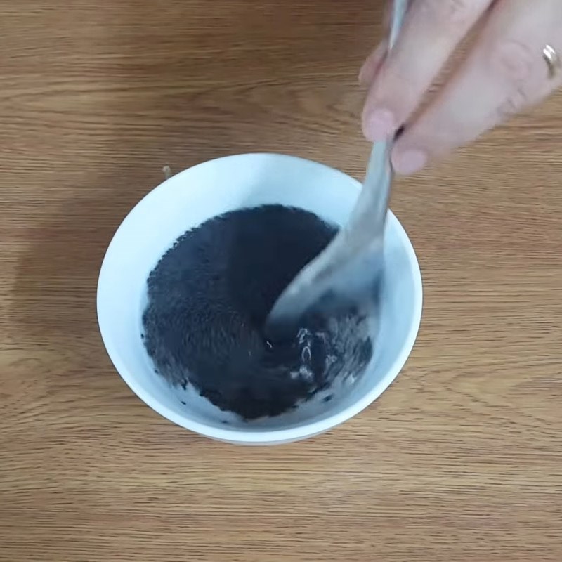 Bước 1 Ngâm hạt é Thạch sữa chua hạt é