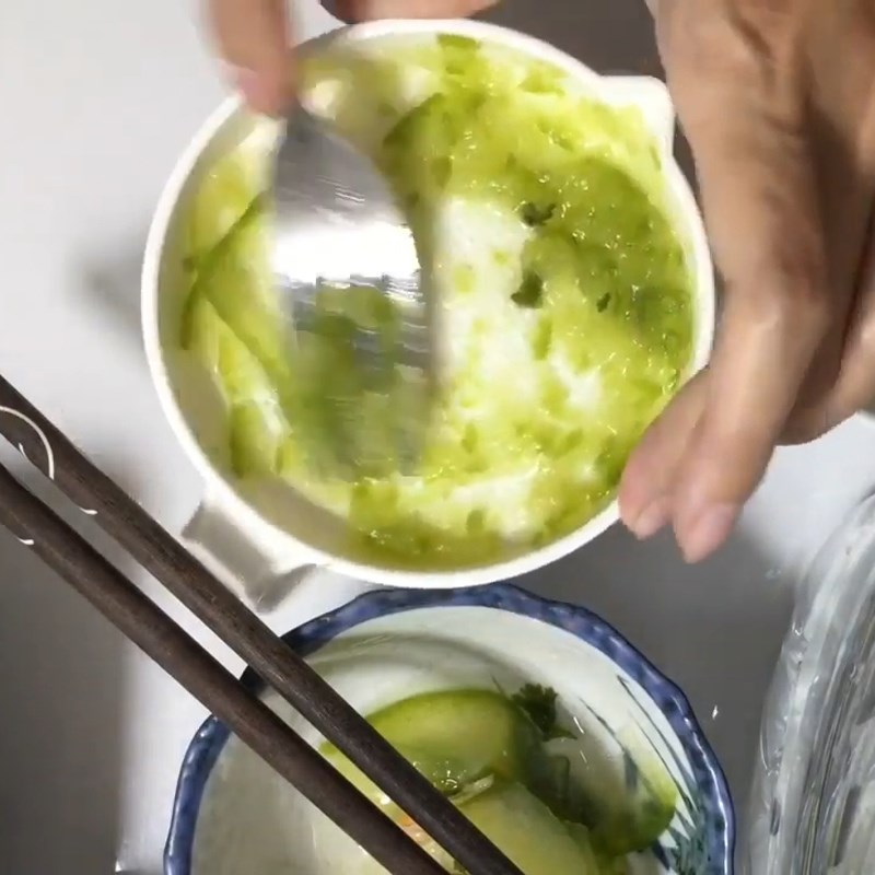 Bước 4 Nghiền nhuyễn bí Cháo cá hồi bí xanh