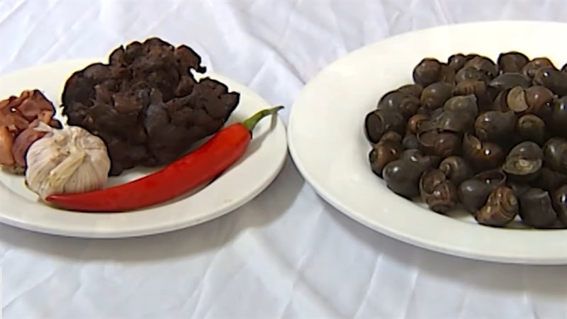 Nguyên liệu món ăn ốc mít xào