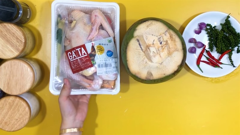 Nguyên liệu món ăn gà hấp tiêu xanh, gà hấp ngải cứu