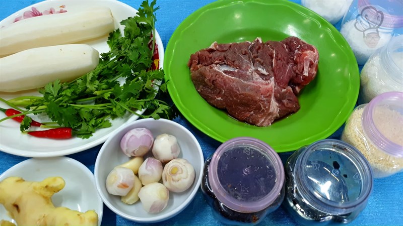 Nguyên liệu món ăn thịt bò kho củ cải trắng