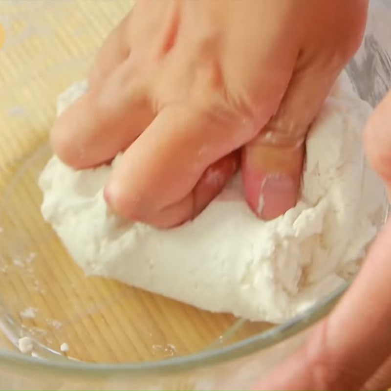 Bước 3 Nhào bột Bánh trôi bánh chay màu sắc