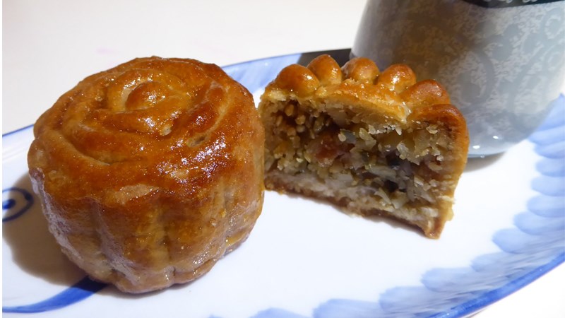 Vỏ bánh trung thu bị ướt