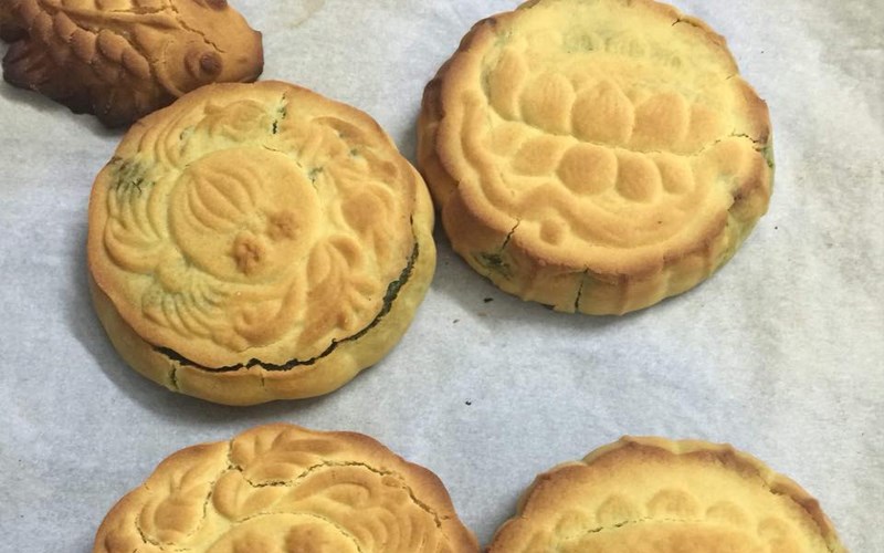 Vỏ bánh trung thu bị nứt
