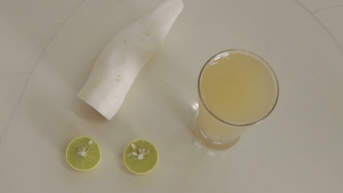 Nước ép củ cải trắng chanh mật ong