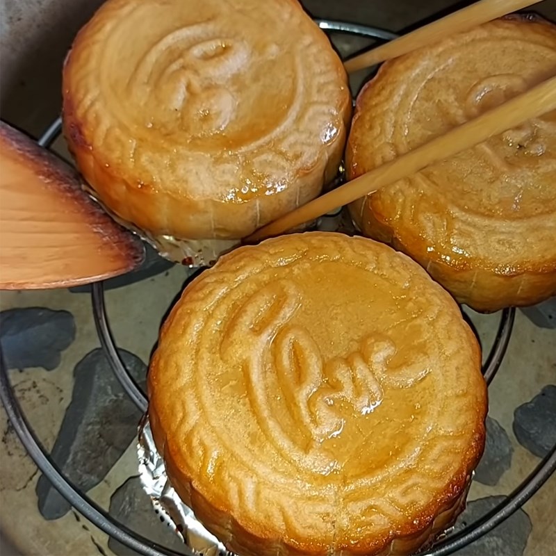 Bước 5 Nướng bánh Bánh Trung Thu thập cẩm chay không cần lò nướng