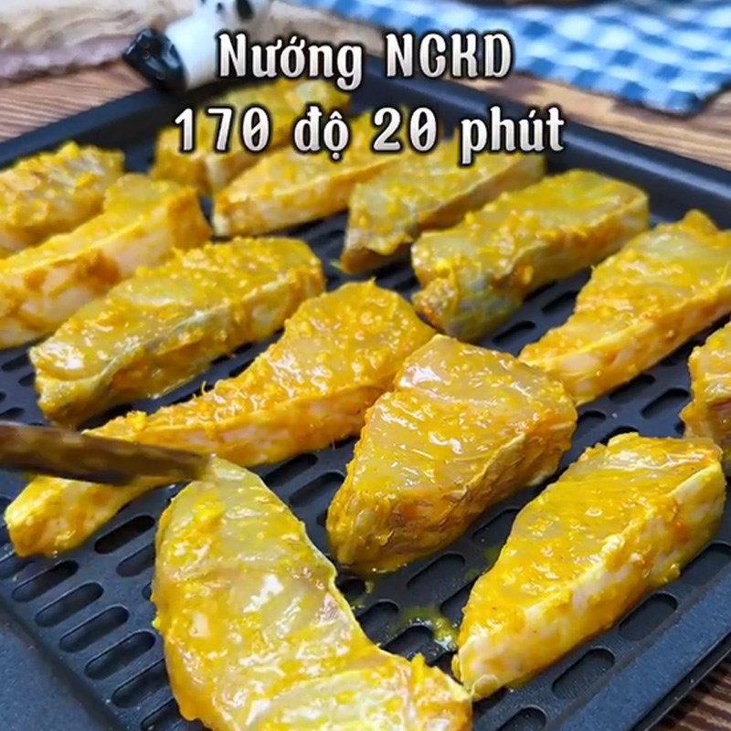 Bước 3 Nướng cá Chả cá Lã Vọng (Công thức được chia sẻ từ TikTok Cách Nấu Ngon cùng Cách Nấu Ngon)