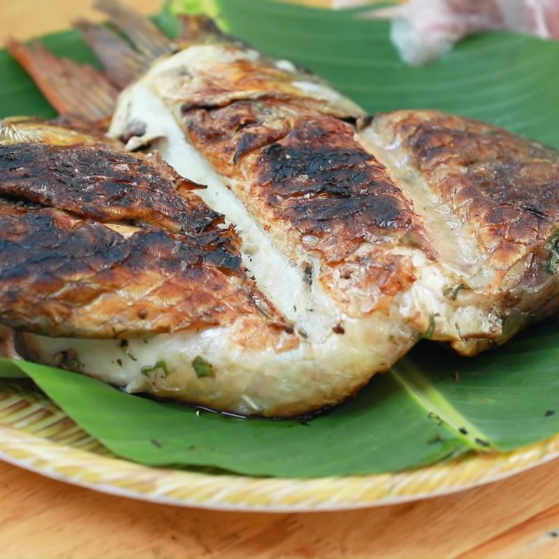 Bước 3 Nướng cá Cá nướng pa pỉnh tộp bằng bếp than