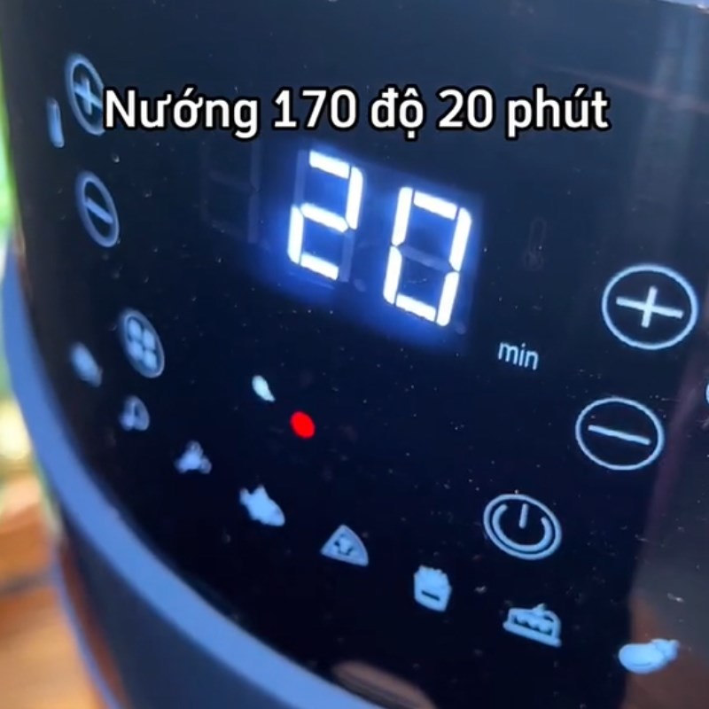 Bước 4 Nướng thịt Bánh bao kẹp thịt (Công thức được chia từ Tiktok Cách Nấu Ngon cùng Cách Nấu Ngon)