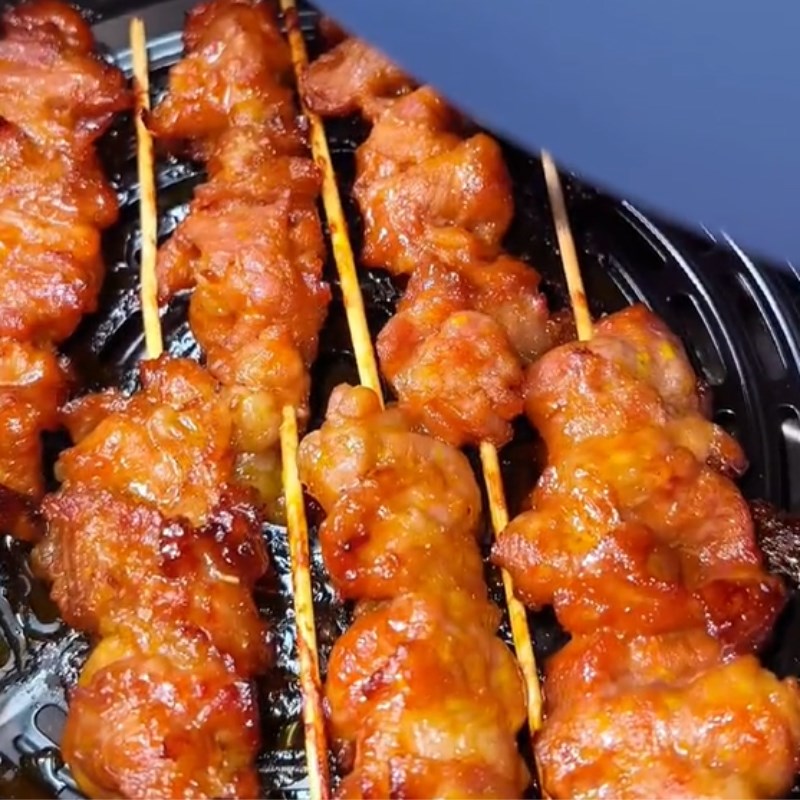 Bước 4 Nướng thịt Bánh bao kẹp thịt (Công thức được chia từ Tiktok Cách Nấu Ngon cùng Cách Nấu Ngon)