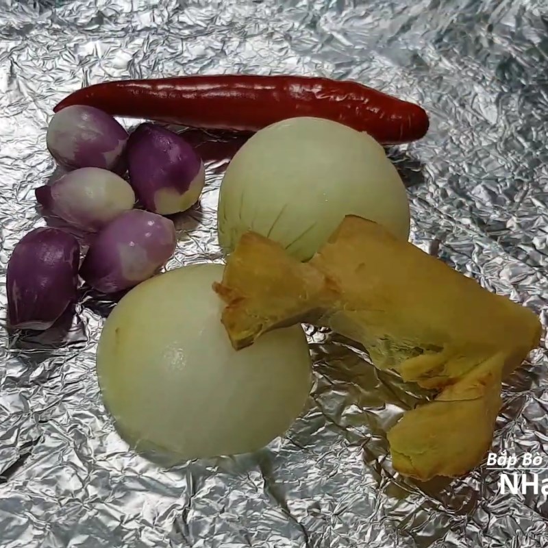 Bước 2 Nướng và rang nguyên liệu khô Bắp bò hầm xì dầu