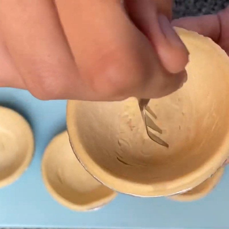Bước 2 Nướng vỏ bánh Bánh tart mặn bằng nồi chiên không dầu