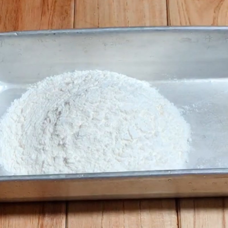 Bước 2 Pha bột Gà chiên bột muối ớt