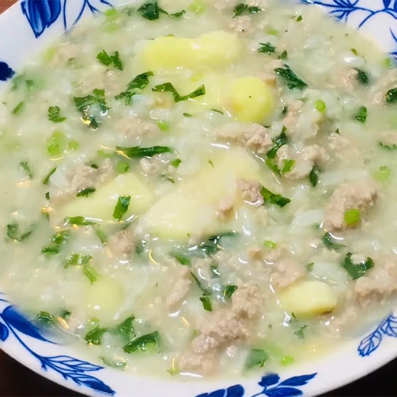 Bước 4 Thành phẩm Cháo thịt dê khoai môn và cải cúc