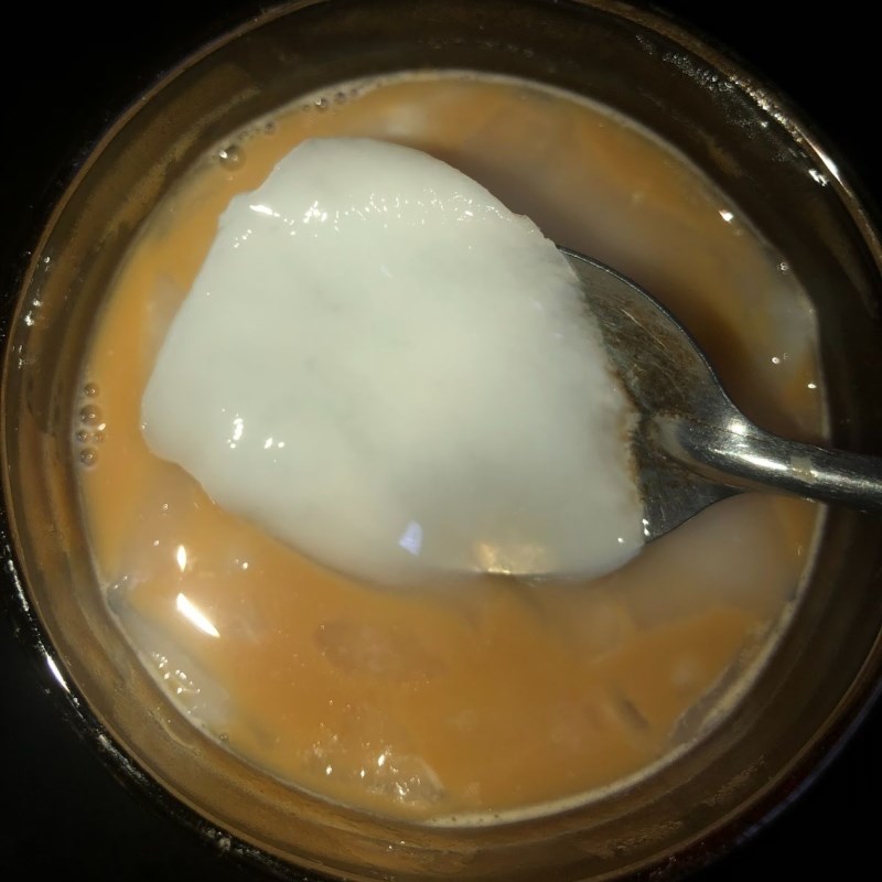 Bước 2 Pha cà phê nước dừa Cà phê nước dừa tươi