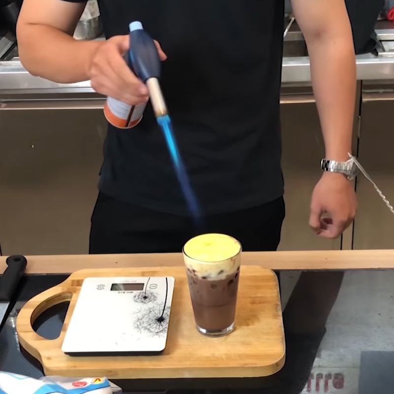 Bước 3 Pha cacao kem trứng Cacao kem trứng
