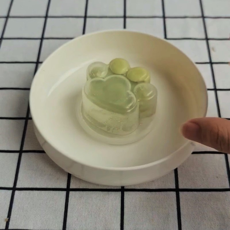 Bước 4 Pha gelatin và làm đông pudding Pudding bơ cho bé ăn dặm