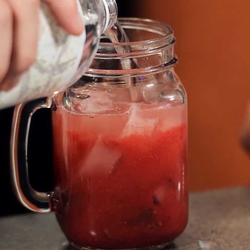 Bước 3 Pha mojito Mojito việt quất đào