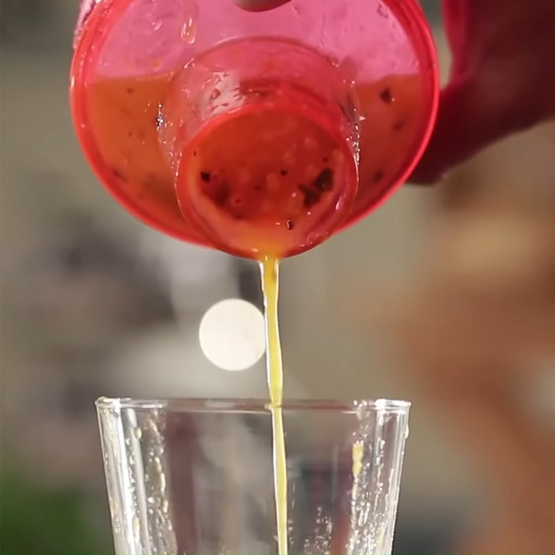Bước 3 Pha mojito xoài chanh dây Mojito xoài chanh dây