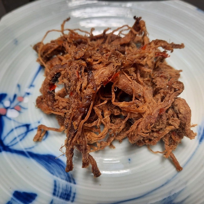 Bước 2 Pha nước gỏi Gỏi đu đủ khô bò (bò hít)