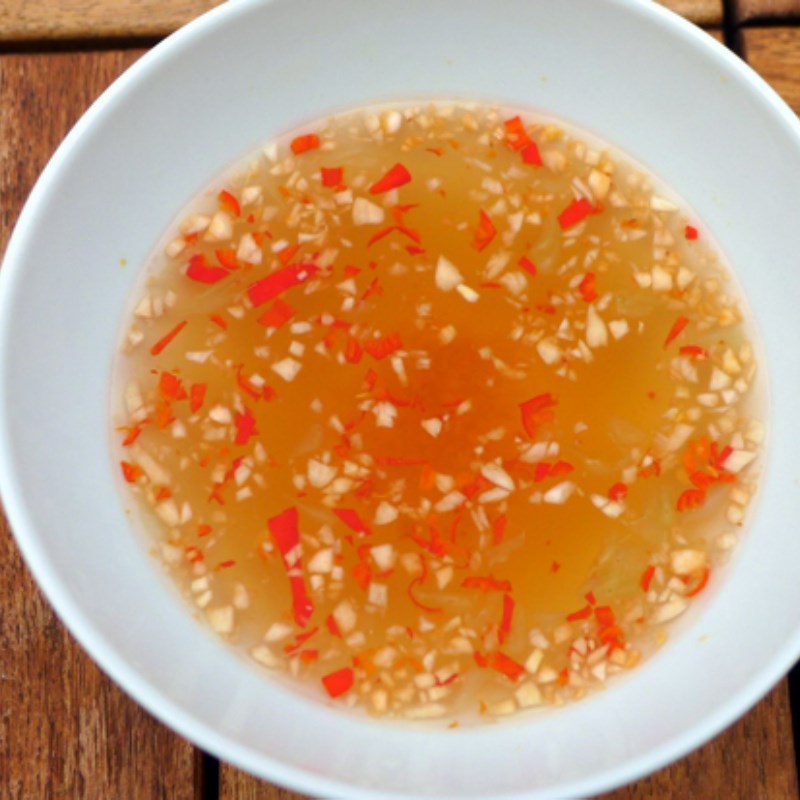 Bước 3 Pha nước mắm Nem thính bì heo
