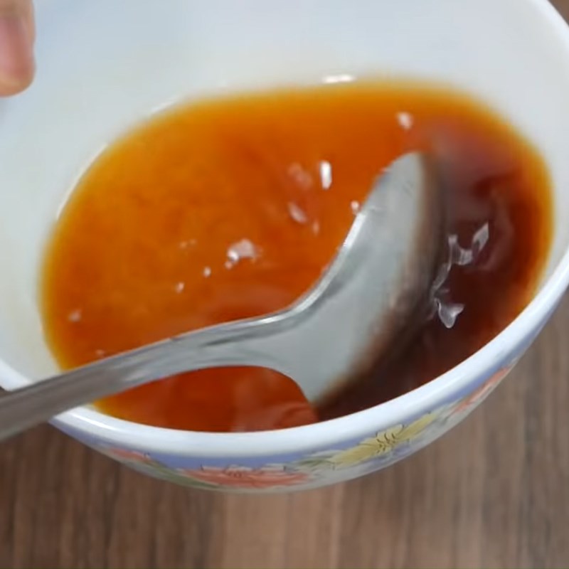 Bước 3 Pha nước mắm Nộm (gỏi) sách bò