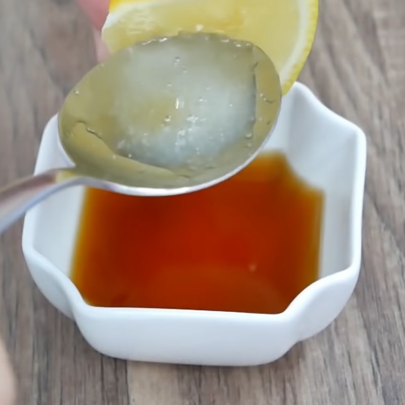 Bước 3 Pha nước mắm Gỏi bò rau răm