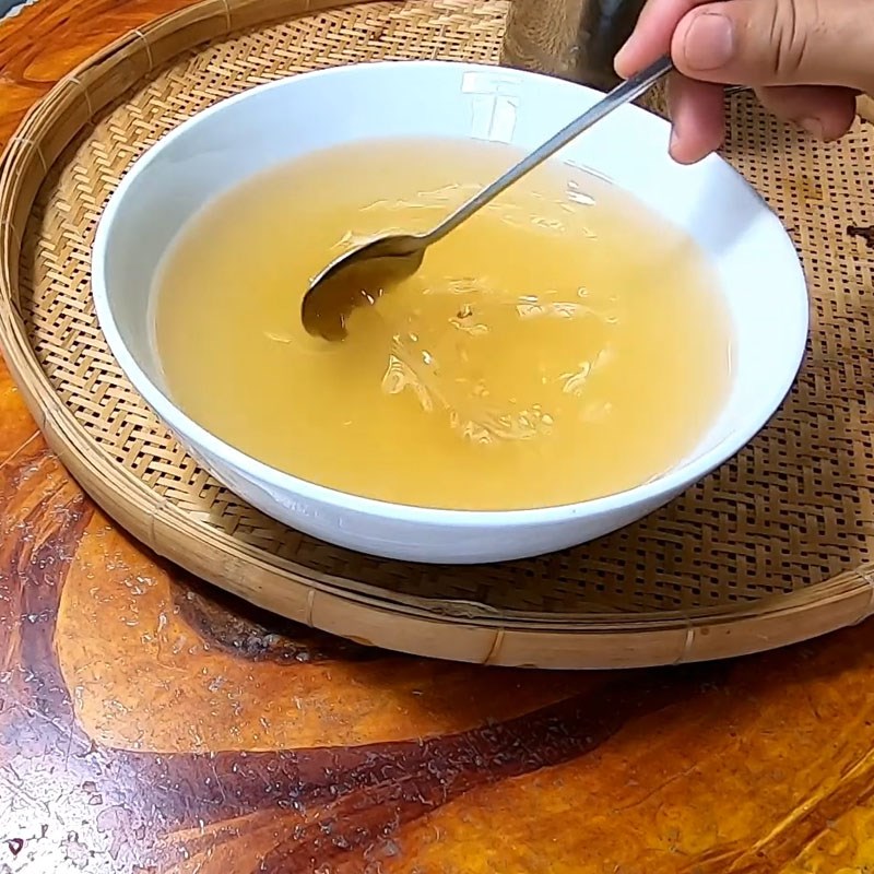 Bước 4 Pha nước sốt Cá lóc hấp dưa cải (cải chua)